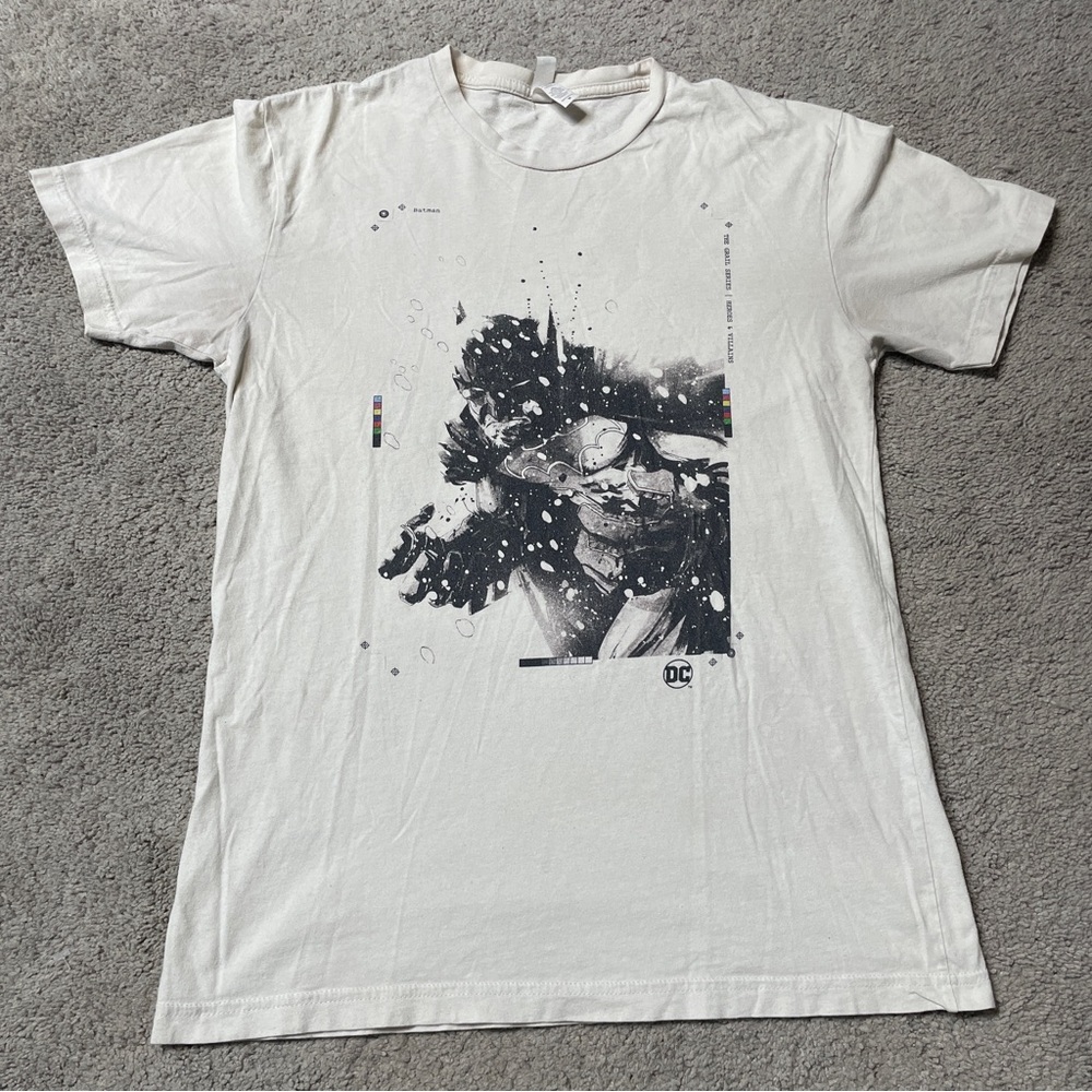 Next Level Apparel DC Batman‎ “Jock Snow” Graphic Tee Men’s Medium